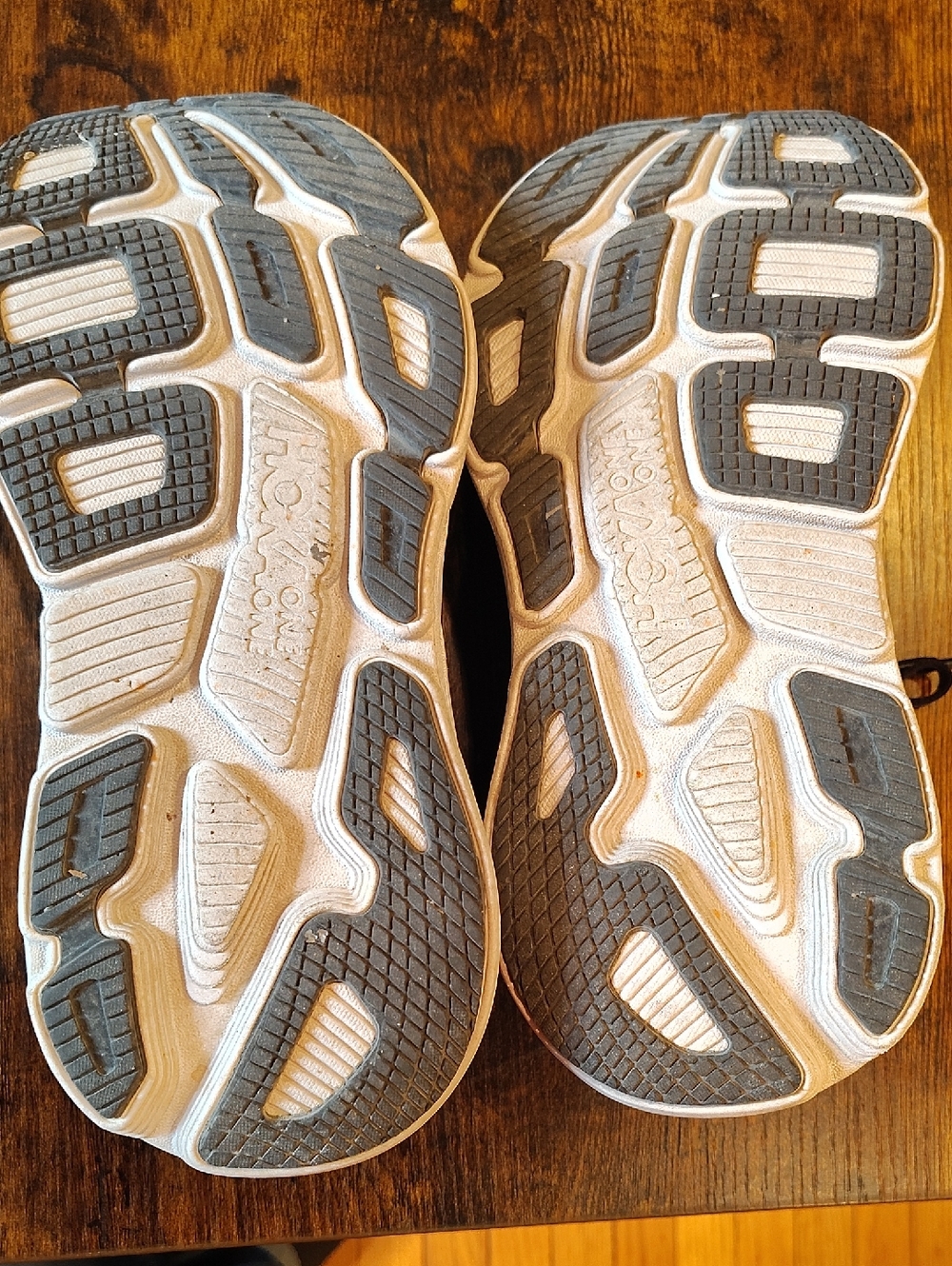 SALE Closet Closes May 17! Women's Hoka Bondi 7 Size 8.5 D (Wide) - Picture 5 of 8